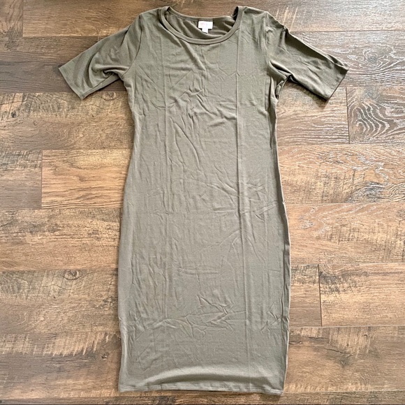 LuLaRoe Dresses & Skirts - Like New âď¸ LuLaRoe Gray Julia Dress Sz S (4-6) LuLaRoe Dresses & Skirts - Like New âď¸ LuLaRoe Gray Julia Dress Sz S (4-6)